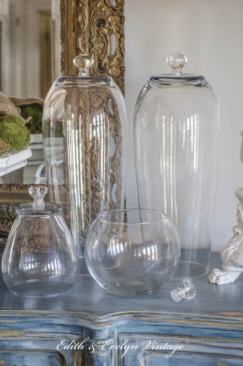 How to Make Your Own Cloche - Cedar Hill Farmhouse Single Bud Vases, Flowers Room Decor, Diy Dollar Tree Crafts, Glass Cloche Decor, Cloche Decor, Muebles Shabby Chic, Cedar Hill Farmhouse, Mini Vases, Vases For Flowers