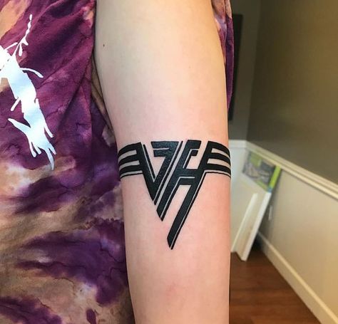 80s Rock Tattoo Ideas, Van Halen Tattoo, Haley Tattoo, Heavy Metal Tattoo Ideas, Classic Rock Tattoos, Rock Band Tattoos, Acdc Tattoo, Heavy Metal Tattoo, Music Sleeve