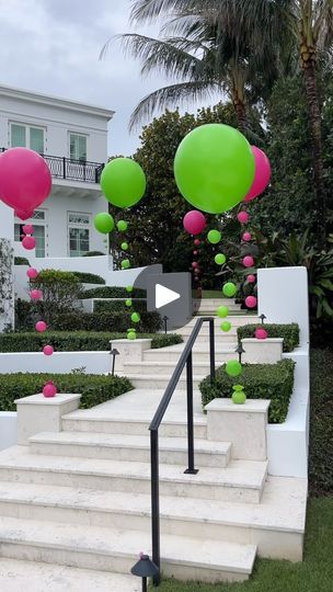 Outdoor Balloon Decorations For Birthday, Elegant Balloon Decorations Wedding, Beach Birthday Decorations, Mothers Day Balloons, Balloon Clusters, Bubble Birthday, Floating Balloons, Jumbo Balloons, Wedding Balloon Decorations