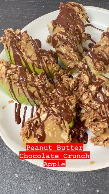 Fixate Granola, Autumn Calabrese, Chocolate Crunch, Apple Dip, Healthy Sweet Treats, Granola Recipe, Fruit Dishes, Peanut Butter Chocolate, Butter Chocolate