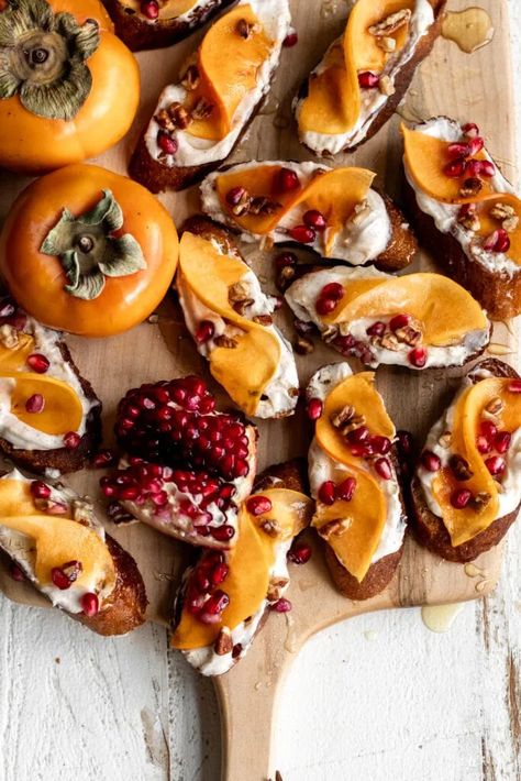 Decorating With Persimmons, Persimmon Appetizer Recipe, Persimmon Charcuterie, Persimmon Salad Recipe, Recipes With Persimmons, Persimmon Appetizer, Hosting Breakfast Ideas, Persimmon Toast, Persimmon Breakfast