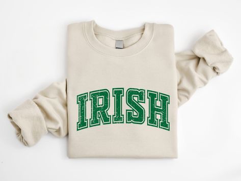 Grunge Sweatshirt, St. Patrick’s Day, Retro Sweatshirts, St Patrick's Day Gifts, St Patrick Day Shirts, St Paddy, Gildan Sweatshirts, Sweater Gift, Oversized Pullover