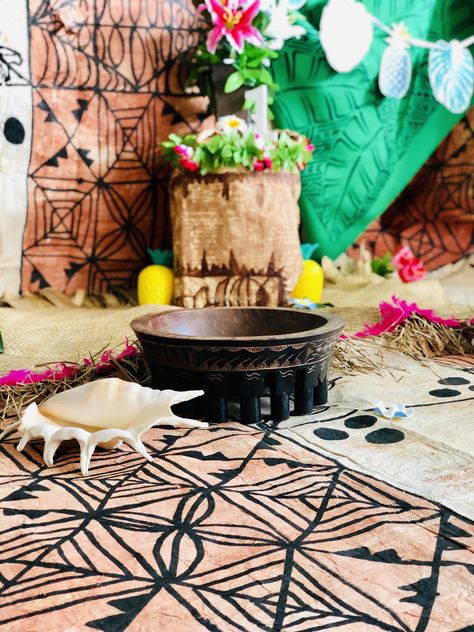 Samoan/Tongan mashup theme Samoan Party Decorations, Samoan Decor, 1st Birthday Cake Smash, Children's Activities, Birthday Cake Smash, Island Art, 1st Birthday Cake, Night Table, Island Vibes