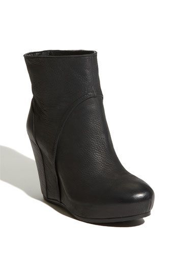 Nordstrom Boots, Black Wedge Booties, Walking Closet, Fantastic Shoes, Hot Boots, Wedge Ankle Boots, Shoe Obsession, Pretty Shoes, Dream Shoes