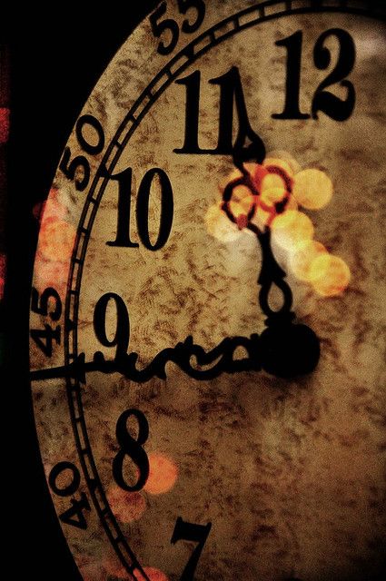 Old clock Clock Cake, Grandfather Clocks, Old Clock, Hourglasses, Father Time, Time Stood Still, Time Keeper, Old Clocks, Mantel Clocks