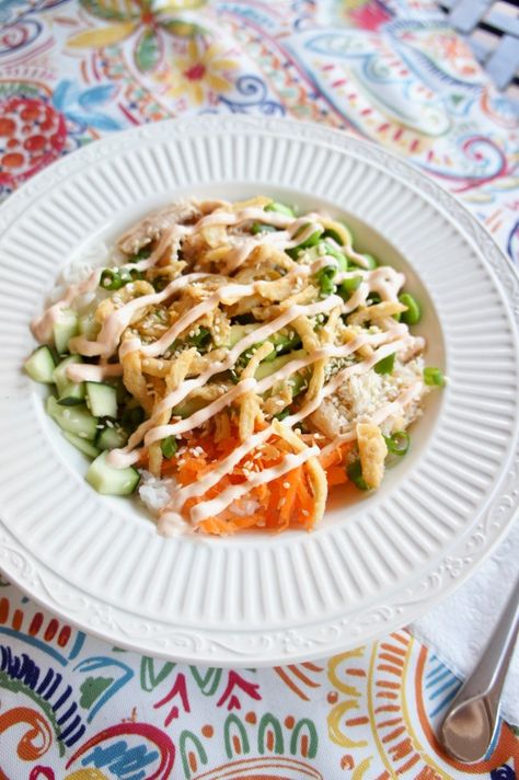 Easy Canned Tuna Poke Bowl - A Love Letter To Food Tuna Sushi Bowl, Tuna Poke Recipe, Tuna Poke Bowl Recipe, Poke Recipe, Canned Salmon Recipes, Canned Tuna Recipes, Tuna Poke Bowl, Poke Bowl Recipe, Tuna Recipe