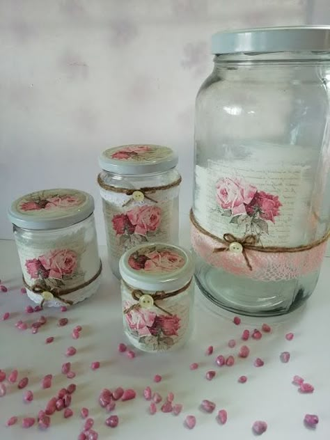 Madera de scrap: Botes de cristal con decoupage Decoupage Jars, Decoupage Tutorial, Decoupage Decor, Mod Podge Crafts, Decoupage Tray, Decoupage Diy, Diy Jar Crafts, Decoupage Box, Decoupage Ideas