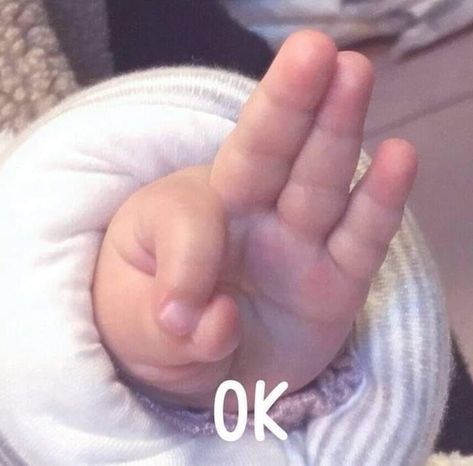 Whatsapp Sticker, Whatsapp Stickers, 밈 유머, Cute Asian Babies, Kids Mood, Cute Jokes, Cute Funny Babies