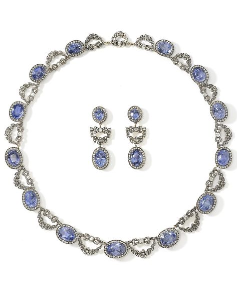 Floral Swags, Faberge Jewelry, Blue Sapphire Necklace, Royal Jewels, Antique Necklace, Royal Jewelry, Sapphire Necklace, Rose Gold Jewelry, Diamond Set