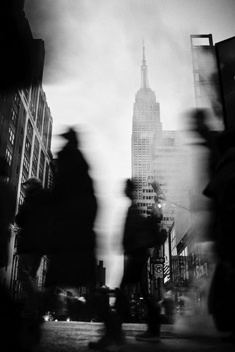 Walking to Work in New York City White Photos Aesthetic, Black And White Photos Aesthetic, Bedroom Wall Gallery, Brown Profile, Dark Authentic, Haunting Photography, Motion Blur Photography, New York City Images, Walking To Work