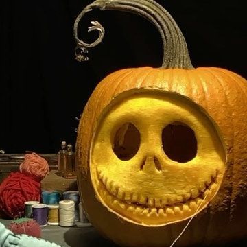 Lawrence Becker on Instagram: "A behind the scenes I never posted (full screen), but it’s the 30th Anniversary of the Nightmare Before Christmas, so here you go! (Plus everyone seems to be sharing the final lately) In case you were wondering, I used two pumpkins for the faces, 2 faces on opposite sides of one pumpkin and 1 on another. *made for DisneyPlus in 2021 Sally’s arm made by the amazing @katystrutz #nightmarebeforechristmas #halloween #pumpkincarving #pumpkin #animation #stopmotion #stopmotionanimation #stopmotionvideo #stopmo #timburton" Pumpkin Animation, The Nightmare Before Christmas, The Nightmare, 30th Anniversary, Full Screen, Tim Burton, Stop Motion, Nightmare Before Christmas, Pumpkin Carving