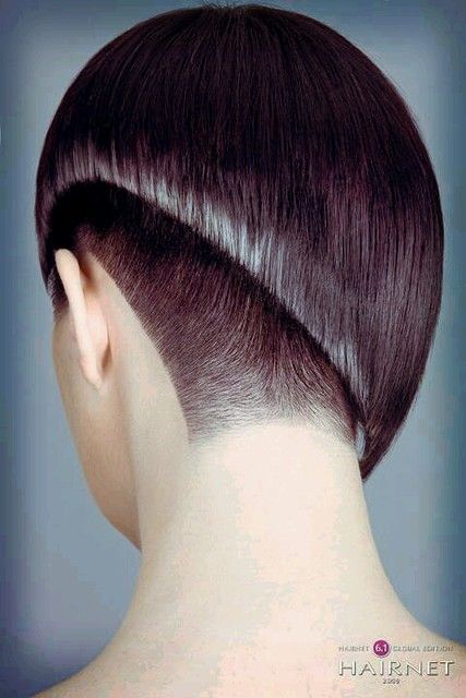 Asymetrical Haircut Short Edgy, Asymetrical Haircut Short, Asymetrical Haircut Edgy, Haircut Edgy, Asymetrical Haircut, Summer Hair Styles, Edgy Short Haircuts, Creative Hair Color, Editorial Hair