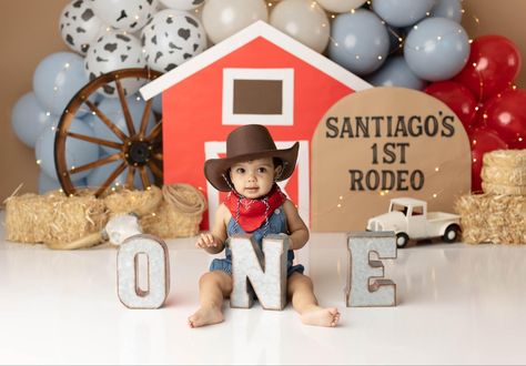 Cowboy cake smash. Farm cake smash Farm Theme Cake Smash Photo Shoot, One Year Old Farm Photo Shoot, First Rodeo Birthday Photoshoot, 1st Rodeo Smash Cake, Cowboy First Birthday Cake, Western First Birthday Photoshoot, Farm Baby Photoshoot, First Rodeo Cake Smash, Rodeo Cake Smash