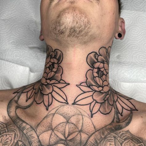 Traditional Tattoo Neck, Neck And Throat Tattoos Men, Neck Tattoos For Guys, Mens Face Tattoos, Wing Neck Tattoo, Chest Neck Tattoo, Neck Tattoos For Men, Rose Neck Tattoo, Flower Neck Tattoo