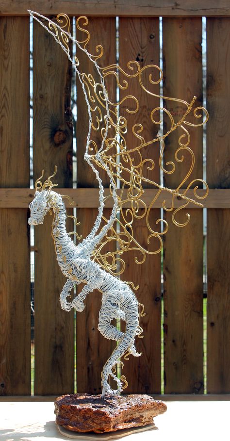 The Haywire Dragon "Saphera Sculptures Abstract, 3d Pen Art, Hantverk Diy, Chainsaw Carvings, Wire Art Sculpture, Barbara Hepworth, Graffiti Artists, Wire Sculptures, Wire Trees