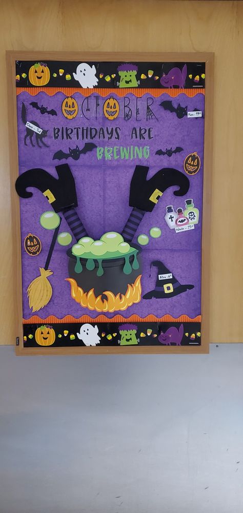 October Birthday Board, Halloween Bulletin Board Ideas For Work, October Birthday Board Ideas, Halloween Birthday Board, Birthday Board Daycare, October Birthday Bulletin Board Ideas, Fall Birthday Boards For Daycare, Halloween Birthday Bulletin Boards, Pumpkin Birthday Board Classroom