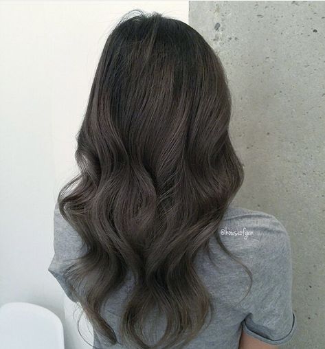 Korean Dark Brown Hair, Korean Hair Dye, Ash Brown Hair Balayage, Dark Brown Hair Dye, Dark Black Hair, Hair Men Style, Balayage Ideas, Brown Curly Hair, Brown Hair Dye