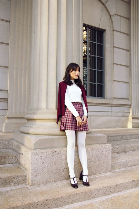 Maroon Plaid | Carolina Pinglo White Nylons Outfit, Argyle Tights Outfit, How To Style White Tights, Outfit With White Tights, White Stockings Outfit Tights, Stocking And Skirt Outfit, Outfit Medias Blancas, White Tights Outfit Winter, Maroon Tights Outfit