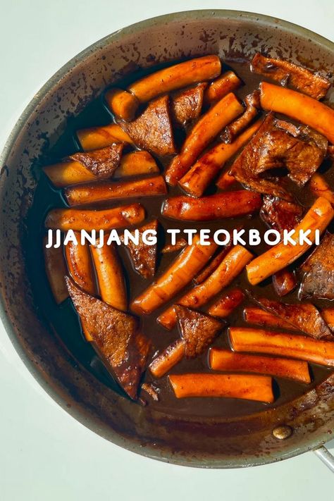 Jjajang tteokbokki just makes sense. Squishy rice cakes with sweet, salty, and velvety black bean sauce were meant to be together. The full recipe is on my website! Tteokbokki Sauce Recipe, Tteokbokki Recipe, Black Bean Noodles, Korean Rice Cake, Rice Cake Recipes, Bean Sauce, Noodle Recipes Easy, Paste Recipe, Black Bean Sauce