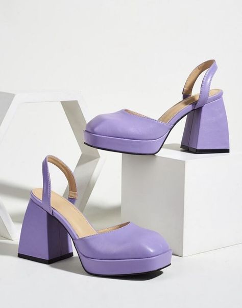 @NodaletoOfficiel Elegant Shoes Heels, Nyc Fits, Heels Aesthetic, Beautiful Sandals, Aesthetic Shoes, Elegant Shoes, Swag Shoes, The Square, Pretty Shoes