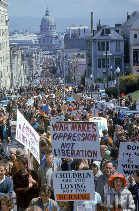 American Nightmare, Protest Posters, Bf Love, William Eggleston, Hippie Movement, Protest Signs, Power To The People, I'm With The Band, Summer Of Love