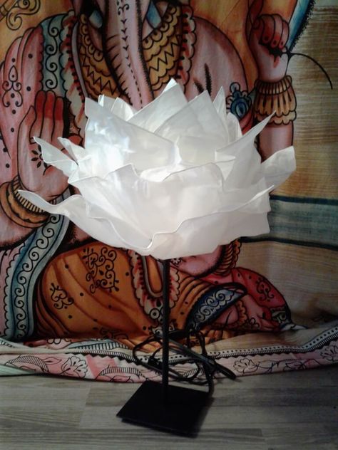 KRUSNING cloud to a whimsy large paper flower decoration Krusning Ikea, Paper Pendant Light, Ikea Instructions, Hackers Ikea, Selfie Studio, Paper Pendant, Cloud Lamp, Concrete Candle Holders, Diy Lampe