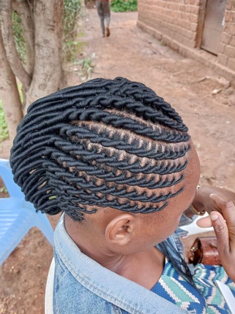 Tread Wool Hairstyles, Kiko Hairstyle With Brazilian Wool, Kiko Hairstyle, Brazillian Wool Hairstyles 2023, Mabhanzi Hairstyles With Brazilian Wool, Hairstyle With Brazilian Wool, Threaded Hair, Wool Plaiting African Hair, Latest Braids