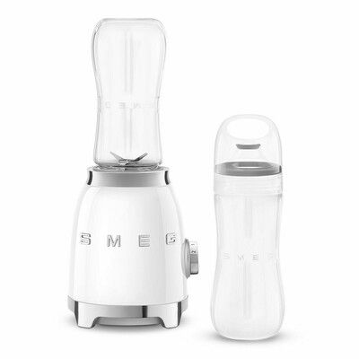 Smeg Cream, Smeg Kitchen Appliances, Smeg Kitchen, Blender Smoothie, Ceramic Cookware Set, Magnetic Knife Blocks, Personal Blender, Tomato Knife, Mini Blender