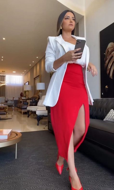 Business Casual Looks, Work Dresses Outfits, Fashionable Work Outfit, Elegant Outfit Classy, Professional Outfits Women, Stylish Work Attire, Classy Work Outfits, Classy Casual Outfits, Stylish Work Outfits