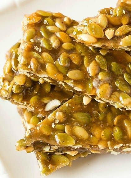 Pumpkin Seed Brittle Recipe, Pumpkin Spice Pumpkin Seeds, Pumpkin Seed Brittle, Pumpkin Pancake Mix, Brittle Recipes, Pumpkin Seed Recipes, Pumpkin Beer, Homemade Sweets, Pumpkin Pancakes