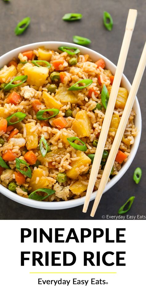 Pineapple Fried Rice Recipe, Pineapple Fried Rice, Better Than Takeout, Arroz Frito, Rice Side Dishes, Easy Rice Recipes, Easy Eat, Tuscan Chicken, Fresh Spinach