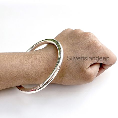 Silver Twist Bangle, Solid 925 Sterling Silver Bangle, Thick Heavy Silver Bangle, Chunky Silver Bracelet, Stackable Bangle, Hammered Bangle Chunky Silver Bracelet, Hammered Bangles, Twisted Bangle, Stackable Bangles, Sterling Silver Bangle, Handmade Bangles, Sterling Silver Bangles, Silver Bangle, Silver Bangles