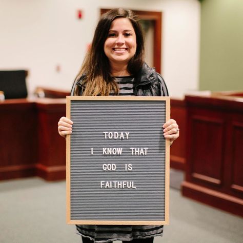 How This Mom Involved Everyone In Her Adoption Day Celebration | HuffPost Life Adoption Day Photos, Signs For Friends, Adoption Ideas, Adoption Photography, Adoption Signs, Adoption Shower, Adoption Photos, Adoption Announcement, Open Adoption