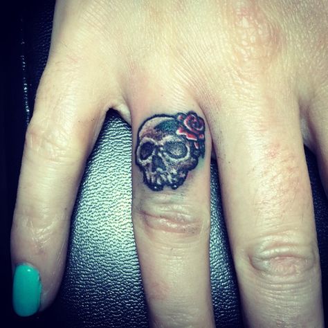 "Skull with Rose" finger tattoo. Cover Up Ring Finger Tattoos, Ring Finger Tattoo Cover Up, Rose Finger Tattoo, Skull Finger Tattoos, Crown Finger Tattoo, Finger Tattoos For Women, Skull With Crown, Cover Up Tattoos For Women, Ring Tattoo