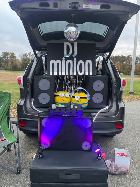 Despicable Me Trunk Or Treat Ideas, Minions Trunk Or Treat Ideas, Trunk Or Treat Ideas For Cars Easy Diy, Despicable Me Trunk Or Treat, Minions Trunk Or Treat, Minion Trunk Or Treat Ideas, Trunk Or Treat Easy, Minion Trunk Or Treat, Minion Pumpkins