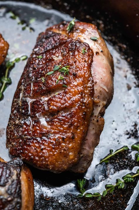 Holiday Duck Recipes, Wild Duck Recipes, Cooked Goose, Cooking Duck, How To Cook Duck, Duck Breast Recipe, Duck Breast, Dinner Party Menu, Duck Recipes