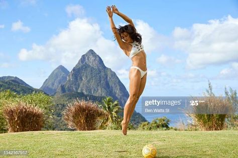 Alex Morgan, Sports Illustrated, Swimsuit 2019 Alex Morgan Swimsuit, Alex Morgan Soccer, Alex Morgan, Si Swimsuit, Soccer Stars, Sports Illustrated Swimsuit, Soccer Player, Cover Model, Action Poses