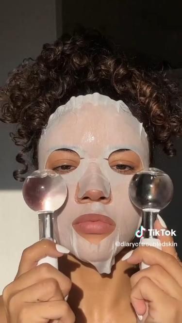 Skincare ASMR.... 🥰🥰🌺👀 Skincare Asmr, Asmr Skincare, Skincare Hacks, Diy Body Care, Korean Skincare Routine, Skin Care Order, Slime Asmr, Skincare Video, Diy Body