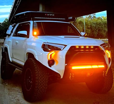 4 Runner Toyota Interior, Modded 4runner, 4 Runner Toyota Lifted, 4runner Interior Mods, Toyota 4runner Mods, Tactical Truck Ideas, Lifted 4runner, Toyota Four Runner, Toyota Runner