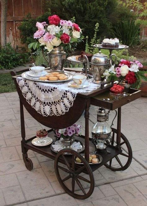 Antique Tea Cart, Vintage Tea Cart, Vintage Tea Parties, Tea Trolley, Tea Cart, Tea Party Food, Serving Cart, Afternoon Tea Parties, Tea Party Garden