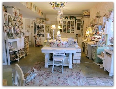 Where women create 212 Shabby Chic Craft Room, Sewing Spaces, Estilo Shabby Chic, Dream Craft Room, Craft Room Design, Sewing Room Organization, Scrapbook Room, Craft Room Decor, Shabby Chic Crafts