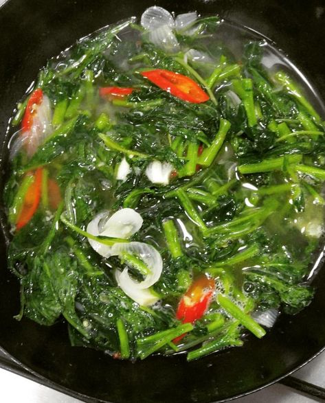 Sayur kangkung Sayur Kangkung, Snap Food, Seaweed Salad, Salad, Ethnic Recipes, Quick Saves