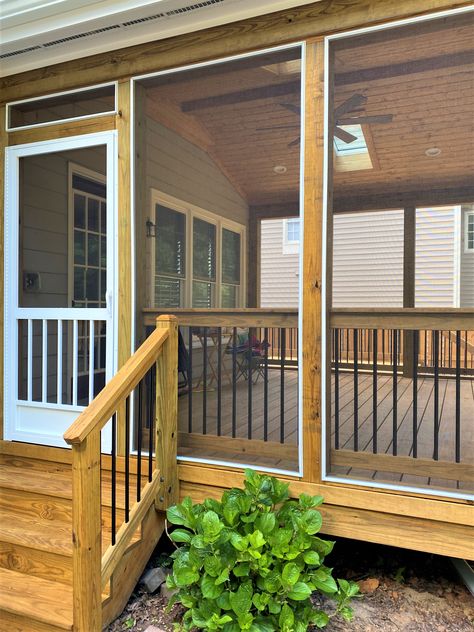 Screened Porches Screened In Porch Renovation, Deck Shade, Door Decks, Screened In Deck, Porch Enclosures, Deck Pictures, Under Decks, Patio Deck Designs, Front Porch Design