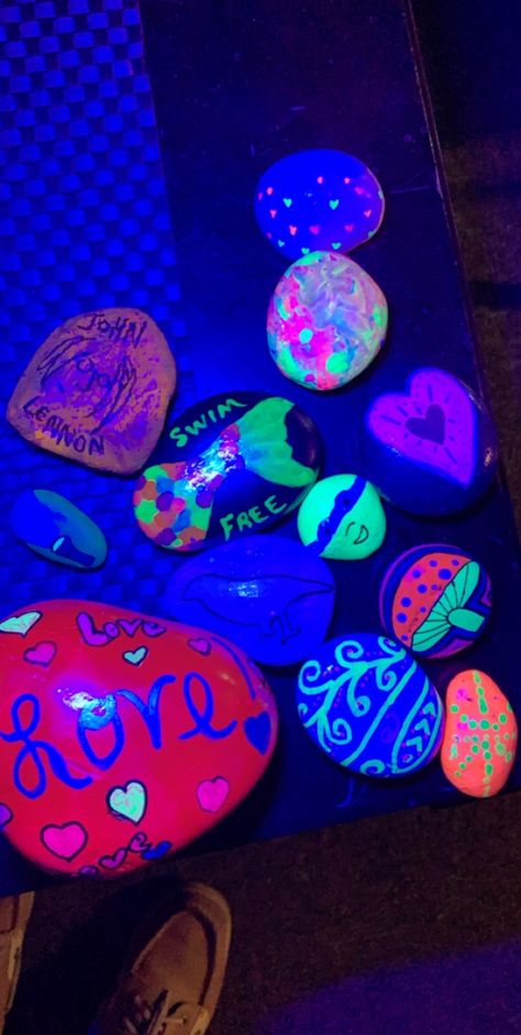 Kindness Challenge, Kindness Activities, Neon Painting, Neon Nights, Florida Girl, Painted Shells, Lake Park, Kindness Rocks, Rock Painting