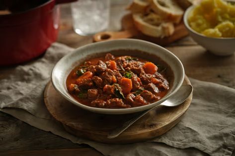 Italian Beef Stew (Spezzatino) Italian Beef Stew, Healthy Meats, Italian Beef, Beef Dishes, Beef Stew, Free Recipes, Free Food, Stew, Healthy Recipes