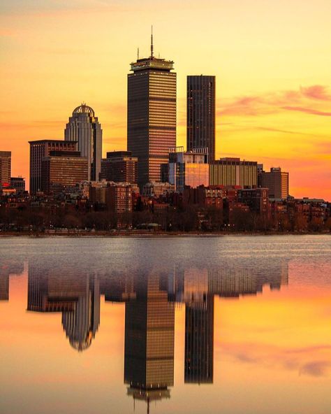 Moving To Miami, Boston Skyline, Back Bay, In Boston, Massachusetts, Seattle Skyline, Montreal, Boston, Life Is Beautiful