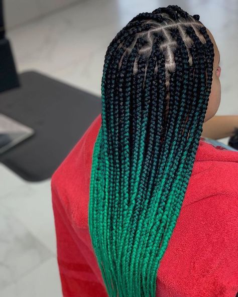 GREEN with Envy 🍀🍀. Is anyone feeling this 🍃🍃with me ? I love it 🥰 and parting is 🔥 Braids Green, Black Box Braids, Afro Braids, Blonde Box Braids, Cute Braided Hairstyles, Nails Green, Green With Envy, Black Hair Care, Green Ombre