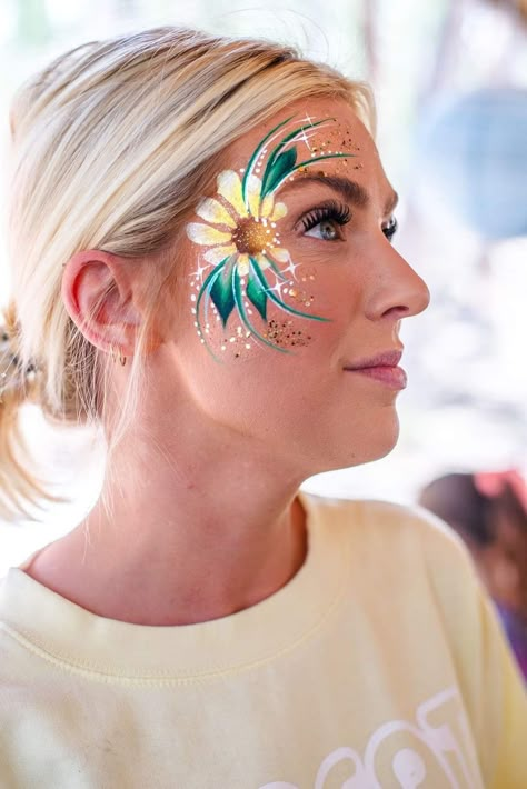 Face Painting Patterns, Face Paint Sunflower, Line Buster Face Paint, Simple Body Painting, Sports Face Paint, Sunflower Face Paint, Face Painting Designs For Adults, Pretty Face Paint, Adult Face Paint