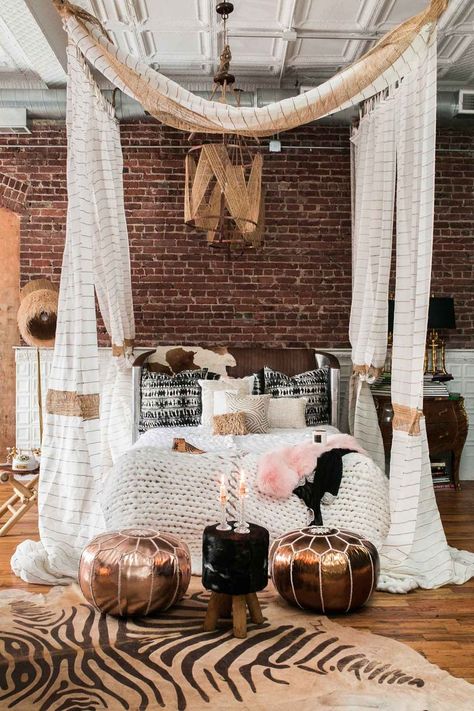 Boho Loft, Boho Glam Home, Eclectic Homes, Bedroom Rustic, Rustic Loft, Gold Rooms, Glam Furniture, Home Improvement Loans, Ceiling Design Bedroom