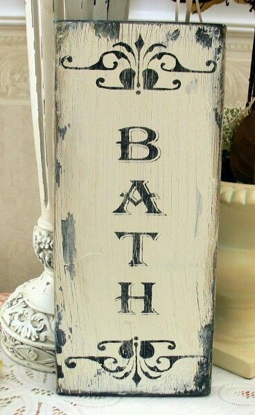 craft Camera Shabby Chic, Commode Shabby Chic, Chic Bathroom Decor, Decoration Shabby, Cottage Shabby Chic, Shabby Chic Living, Shabby Chic Room, Shabby Chic Dresser, Fa Fal